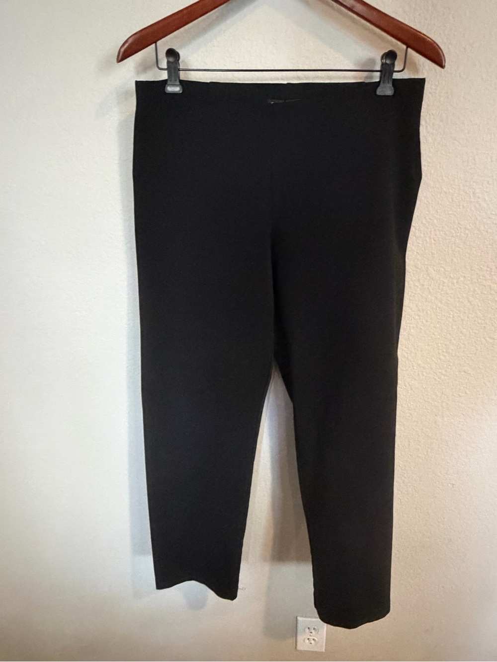 Eileen Fisher Cropped Black Pull On Women’s Pants Medium